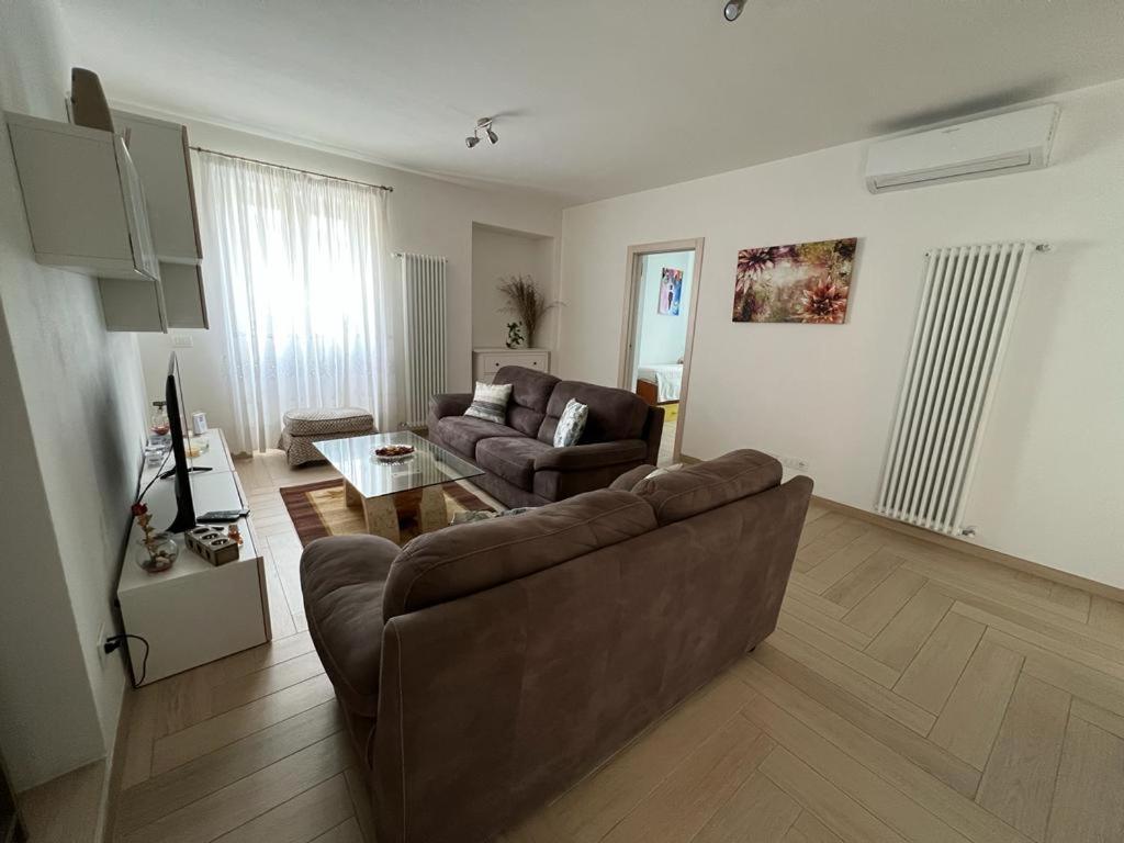 Apartamento Appartato A 5 Minuti Dal Mare Imperia Exterior foto